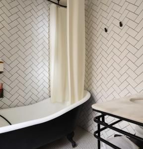 C.O.Q Hotel Paris