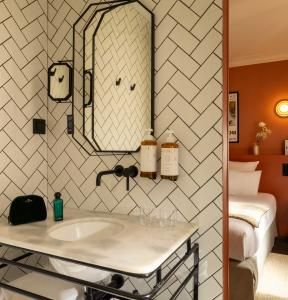C.O.Q Hotel Paris