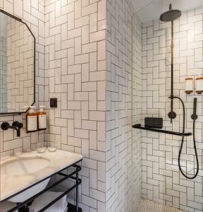 C.O.Q Hotel Paris