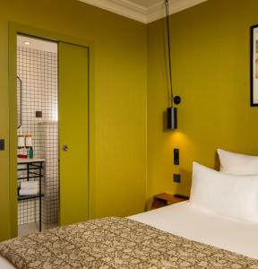 C.O.Q Hotel Paris