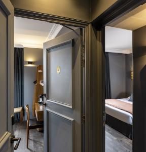 C.O.Q Hotel Paris