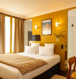 C.O.Q Hotel Paris