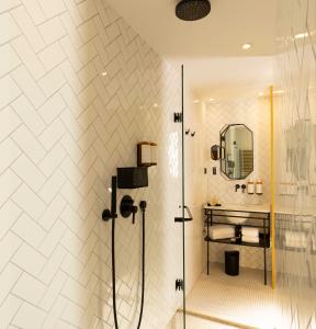 C.O.Q Hotel Paris